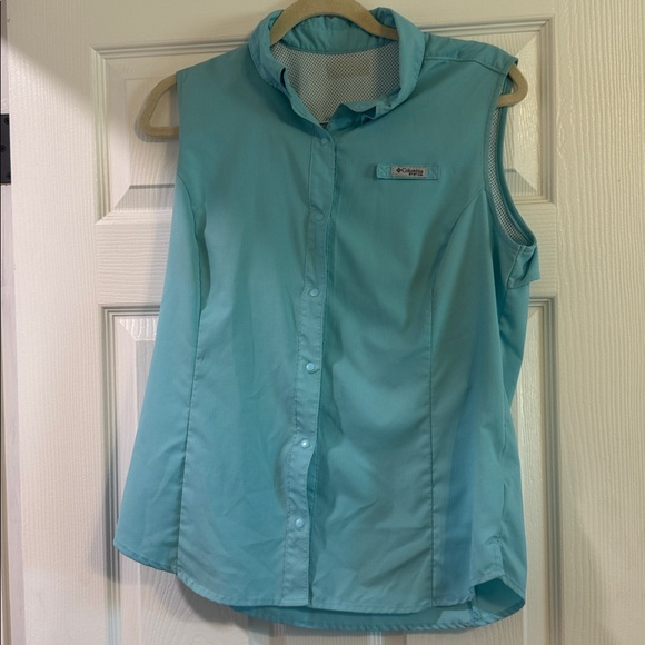Columbia Aqua Sleeveless Button-Up Top - Picture 1 of 3